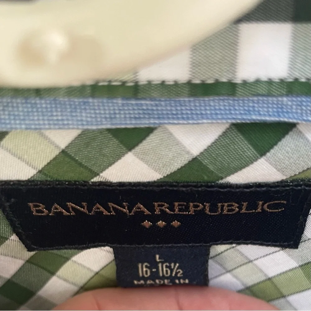 Banana Republic Mens Large 16-16 1/2” Various Greens Check Pattern Button Shirt